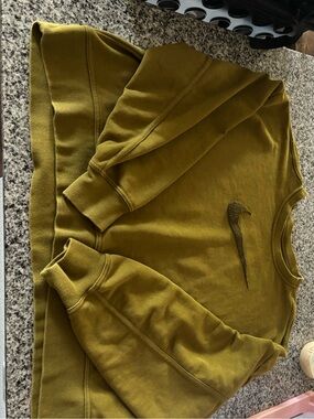 Nike Olive Green Crewneck Sweatshirt with Embroidered Swoosh